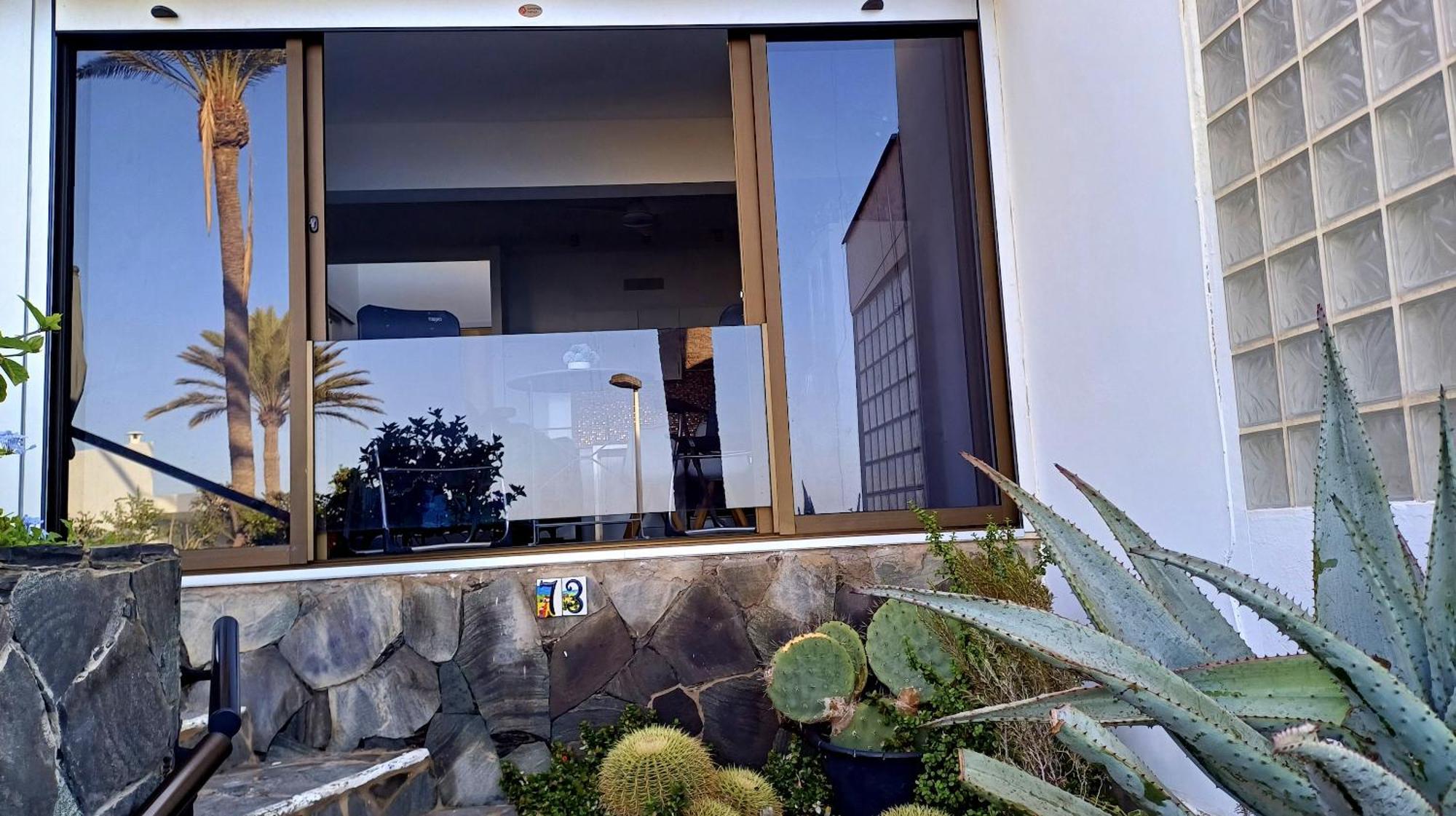 Bungalow Uno - Front Line Of Ocean San Bartolomé المظهر الخارجي الصورة
